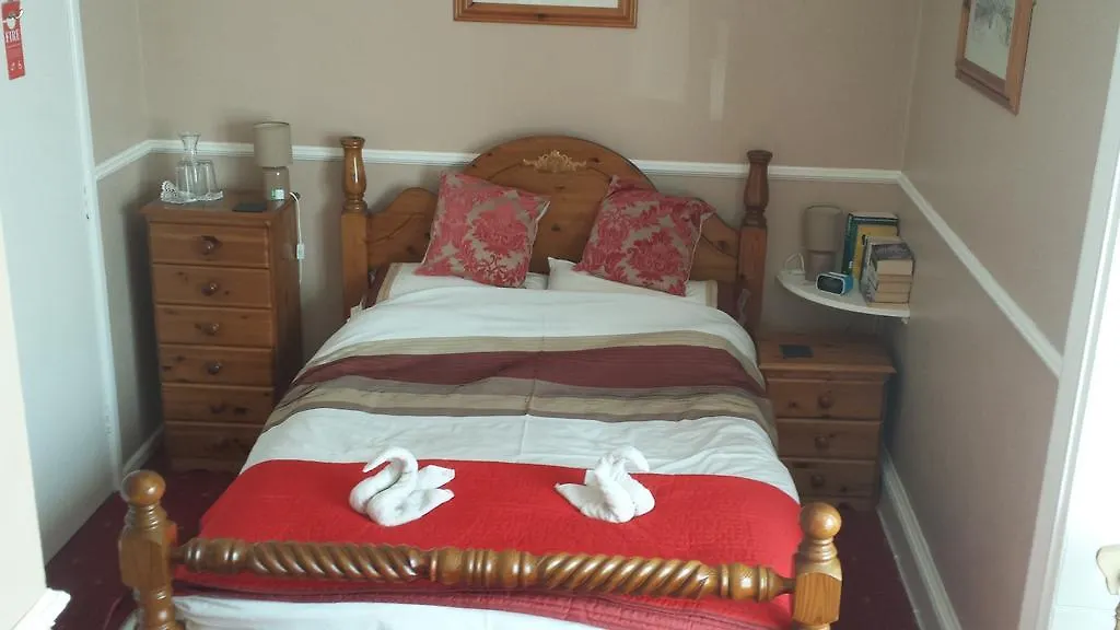Molyneux Guesthouse-1